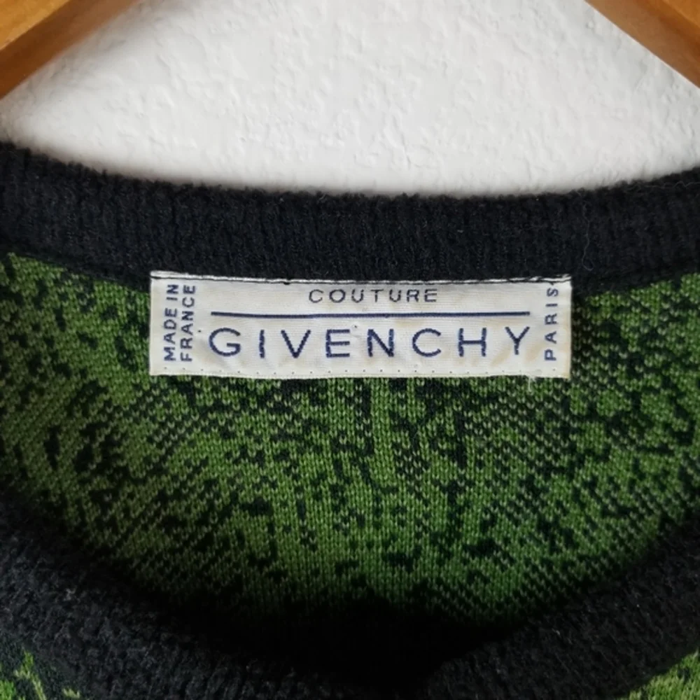Givenchy Couture Vintage Cardigan‎